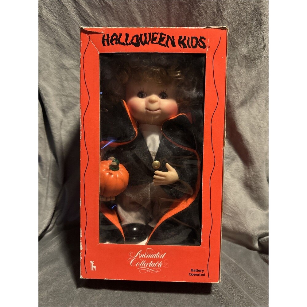 Vintage 1993 Santa's Best Halloween Kids Dracula Animated Collectable